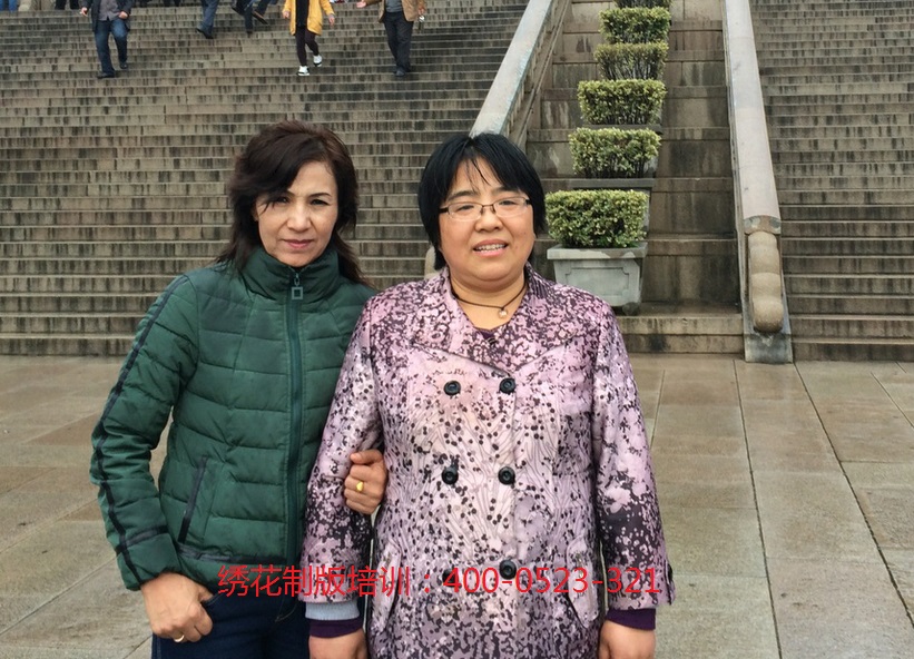 民族服饰刺绣培训