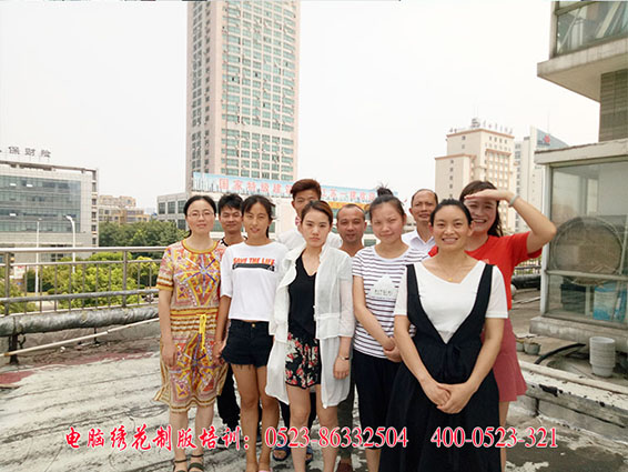 华艺电脑绣花培训学校